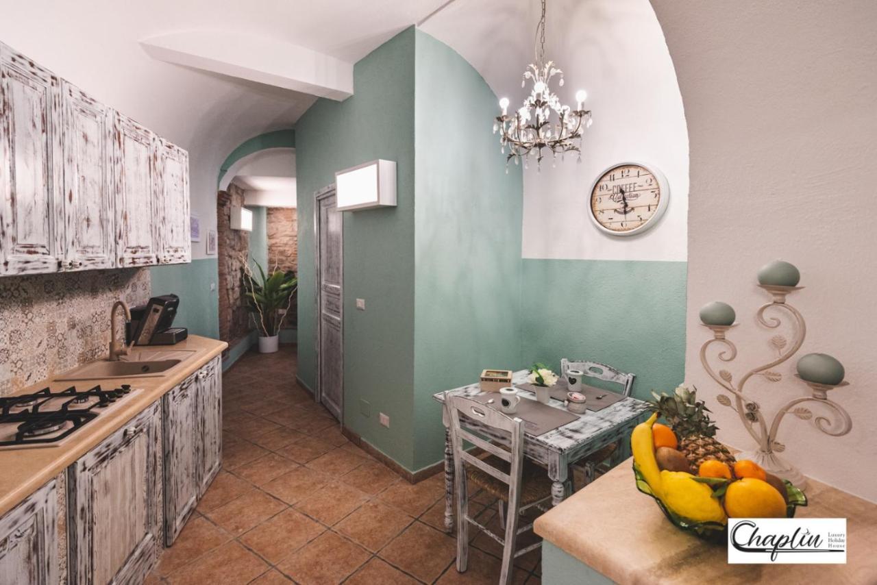 Chaplin Luxury House Holiday home *
